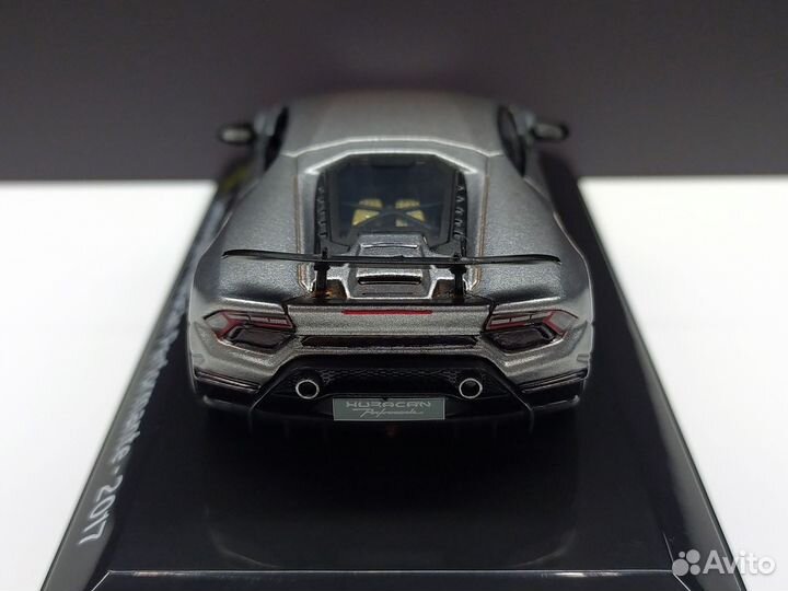 1:43 Lamborghini Huracan Performante 2017