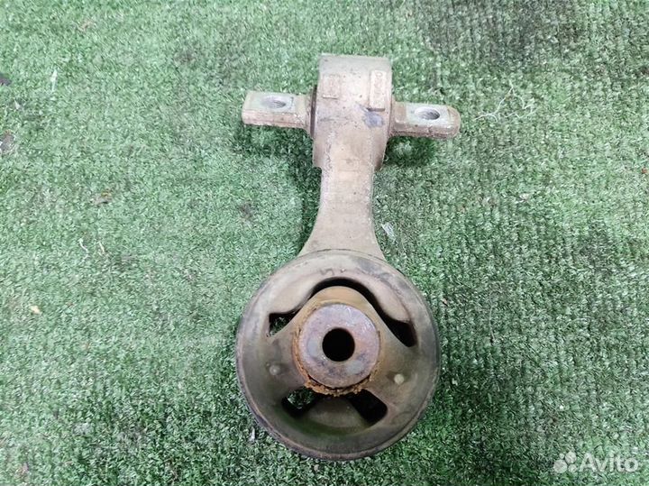 Опора (подушка) двигателя задняя Honda CR-V 3 (RE