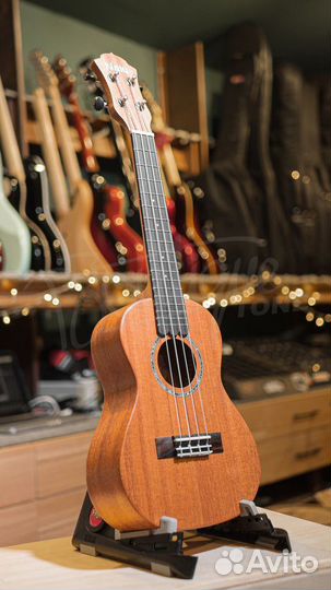 Nalu N-530C Укулеле концерт с чехлом