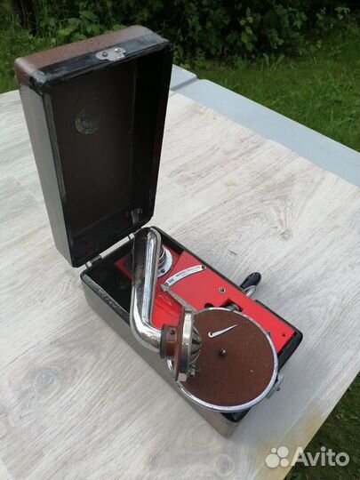 Патефон дачный