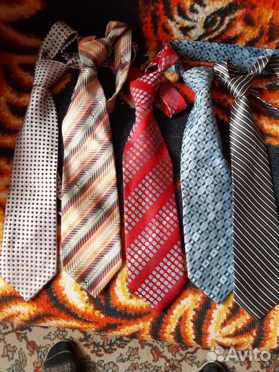 Галстуки мужские новые