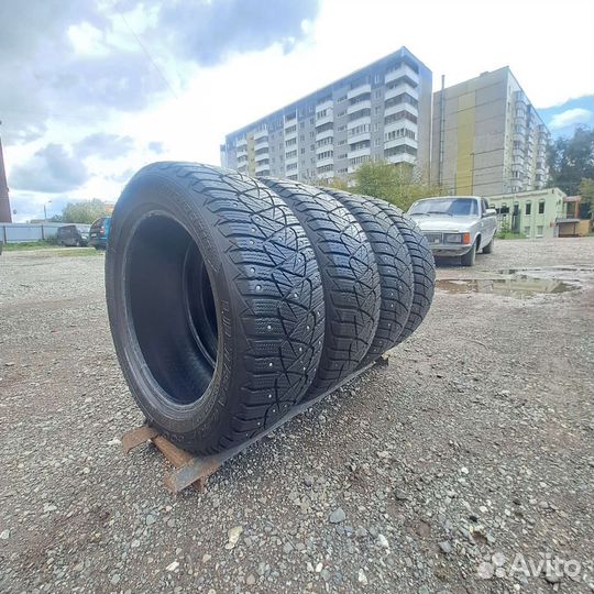 Goodyear Ultragrip 600 205/55 R16 94T