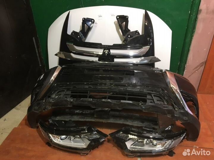 Передняя часть Mitsubishi Outlander 3 2015