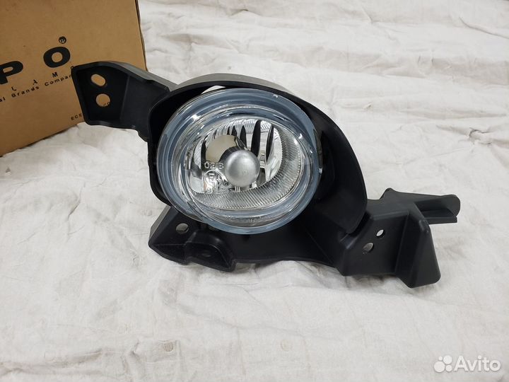 Mazda 3 BL Противотуманная фара Правая Новая