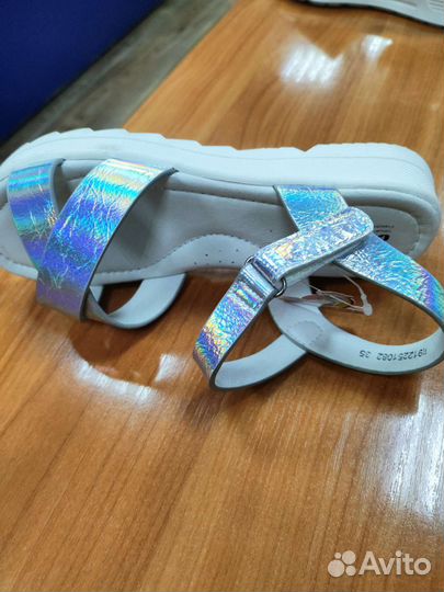 Босоножки для девочки