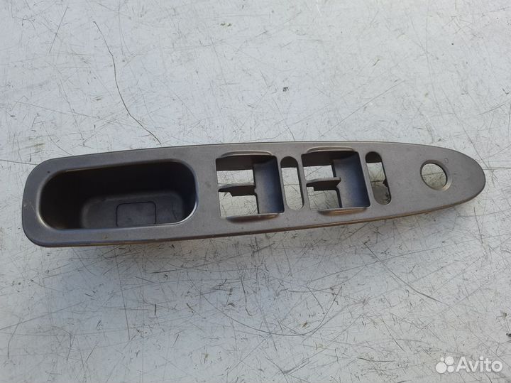 Накладка блока стеклоподъемников Chery Tiggo T11