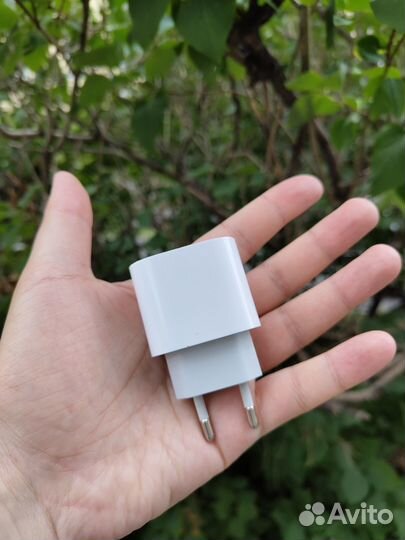 Сетевое зарядное устройство Apple 20 Вт