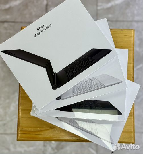 Чехол-клавиатура iPad Magic Keyboard 11