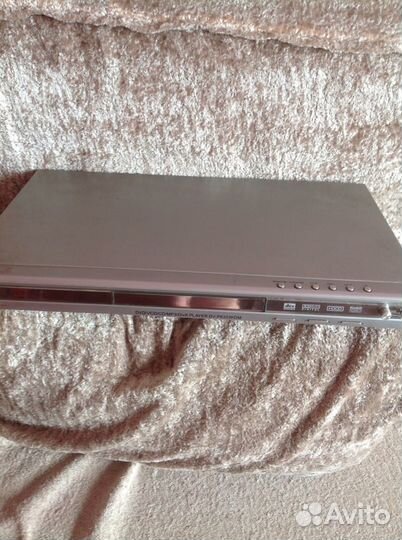 DVD-плеер akai DV-P6333KDM Б/У