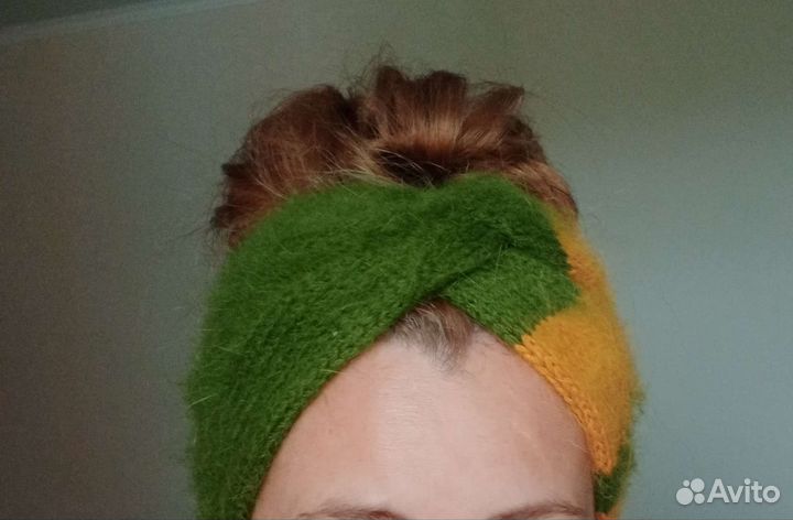 Повязка на голову вязаная