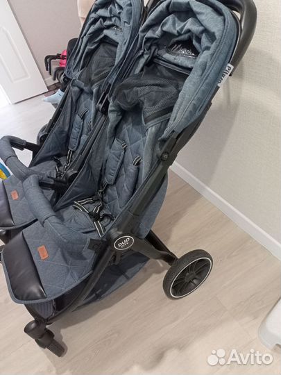 Коляска прогулочная для двойни