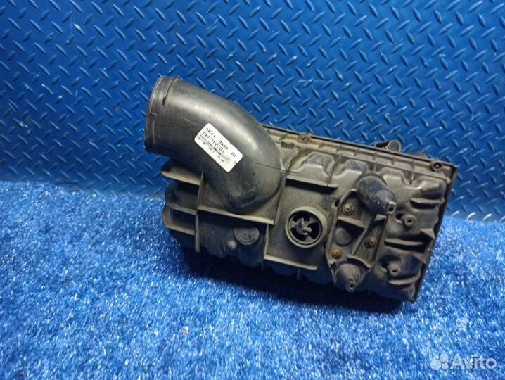 Корпус воздушного фильтра правый Range Rover Sport