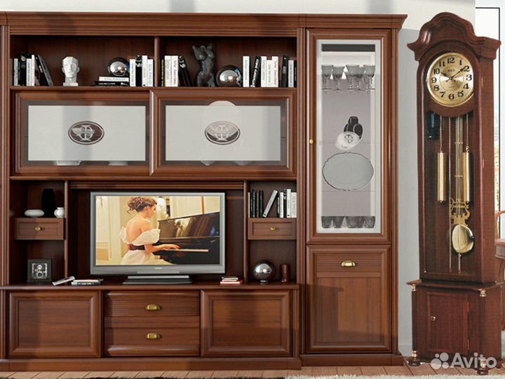 Напольные часы с боем