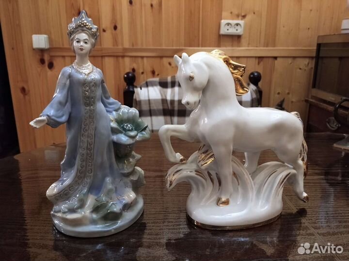 Статуэтки Хозяйка Медной горы Гжель Конь Огонь лфз