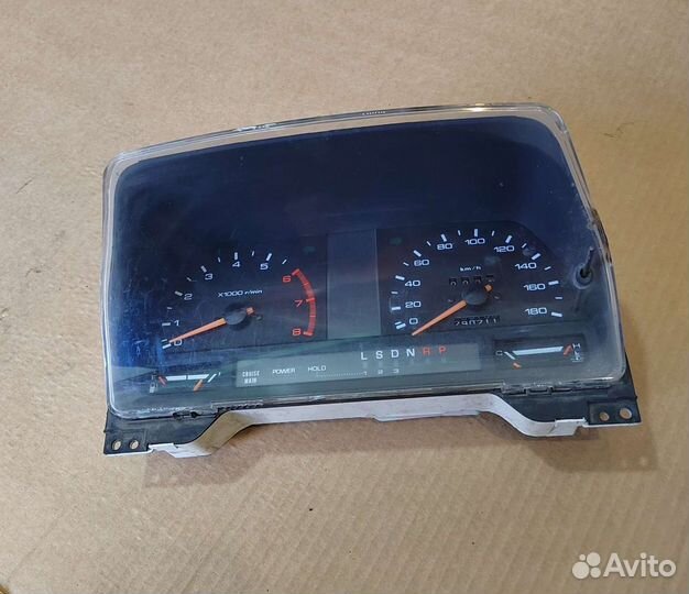 Панель приборов Mazda Efini MPV LV 1988-1999