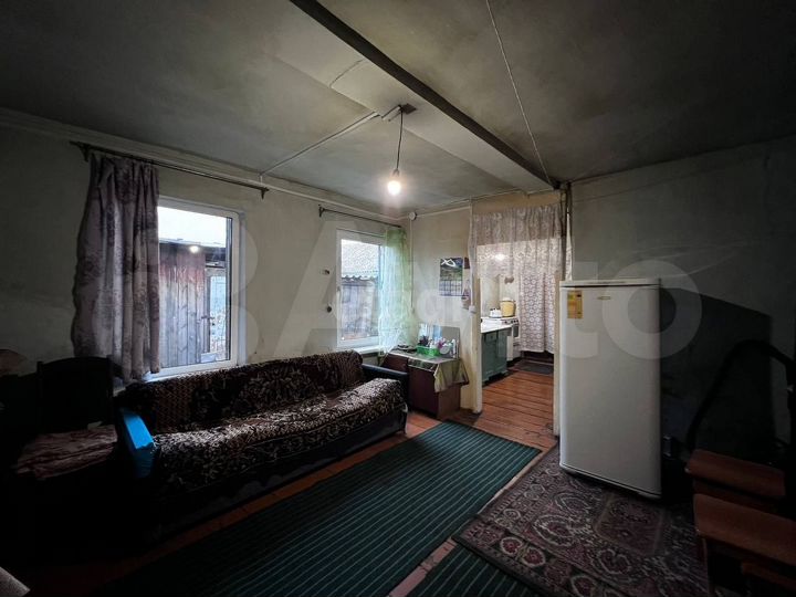 Дом 35 м² на участке 3 сот.