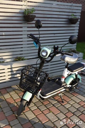 Электроскутер 