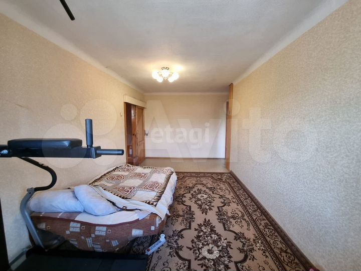 3-к. квартира, 57 м², 3/5 эт.