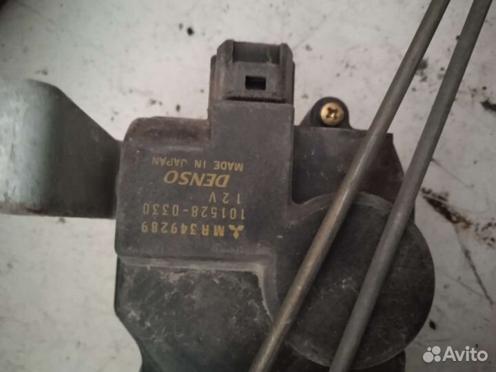 Замок задний левый mitsubishi chariot grandis