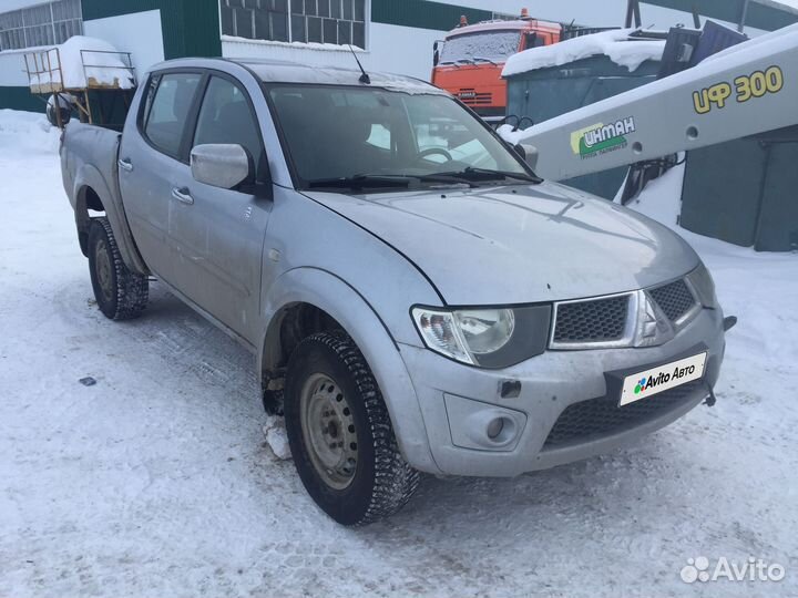 Mitsubishi L200 2.5 МТ, 2013, 110 000 км