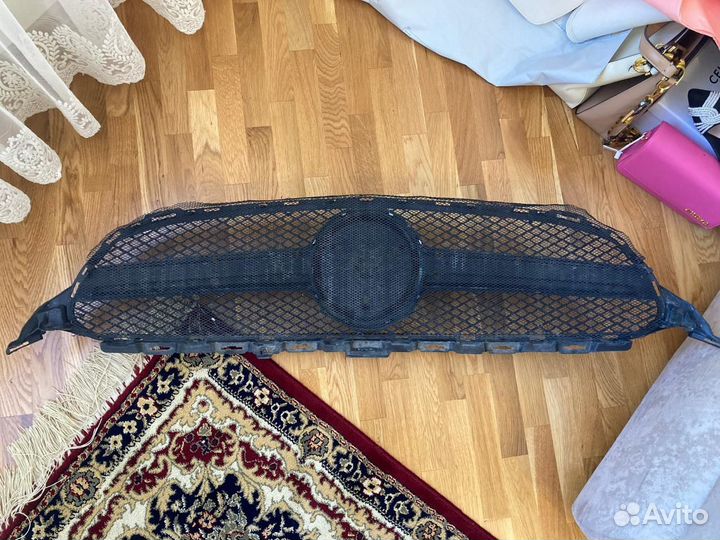 Мерседес решетка С-класса