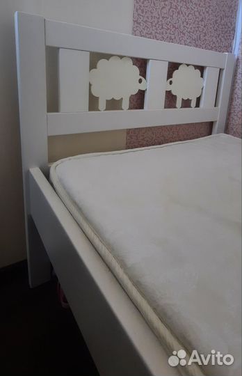 Детская кровать IKEA с матрасом