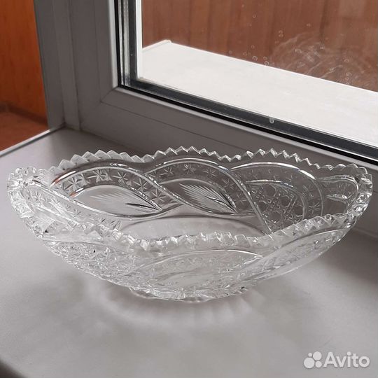 Вазы хрустальные