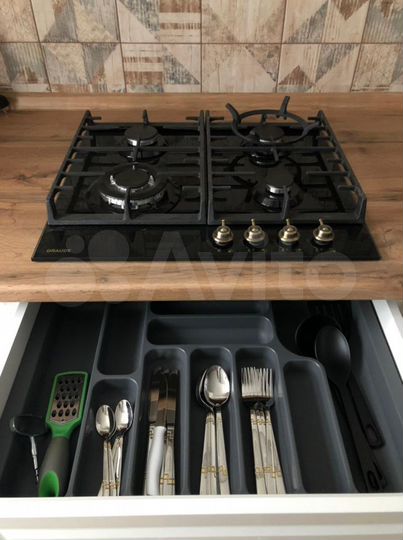 3-к. квартира, 90 м², 2/5 эт.