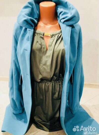 Два больших пакета одежды 44