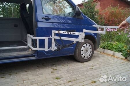 Подъемник для инвалидов в автобус