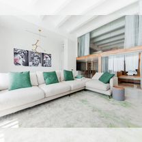 3-к. квартира, 210 м², 4/6 эт.