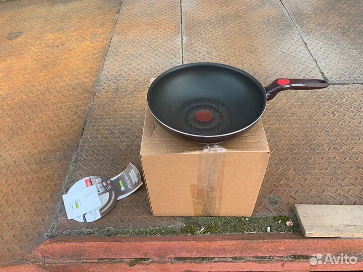 Tefal Сковорода вок 8211912 Вок Comfort Touch 28см