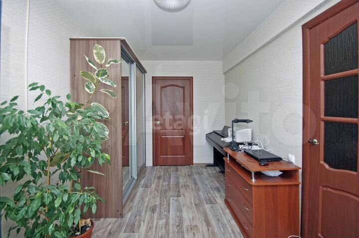 3-к. квартира, 56 м², 2/5 эт.