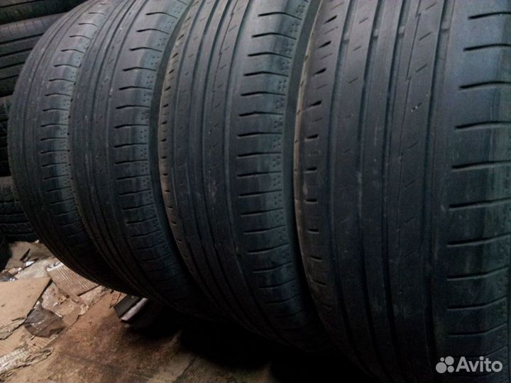 Yokohama BluEarth AE50 215/65 R17 99V