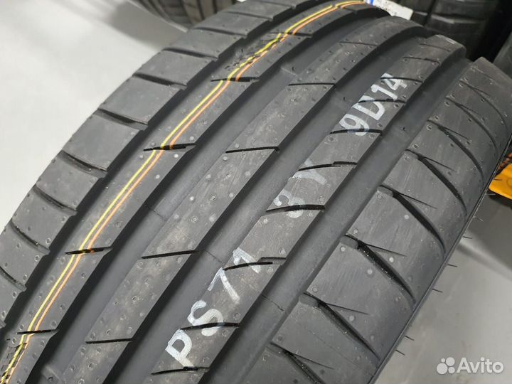 Kumho Ecsta PS71 205/45 R17