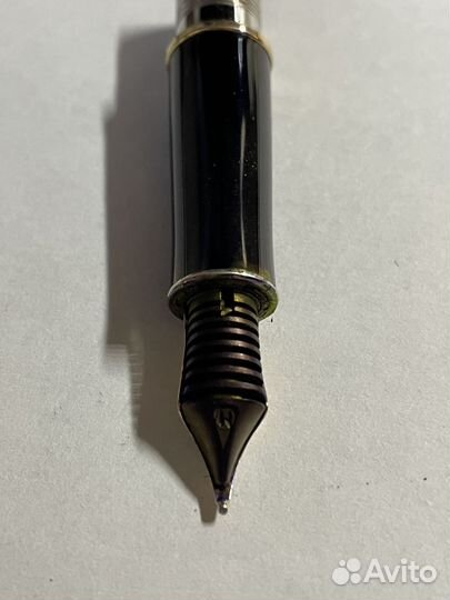 Перьевая ручка parker