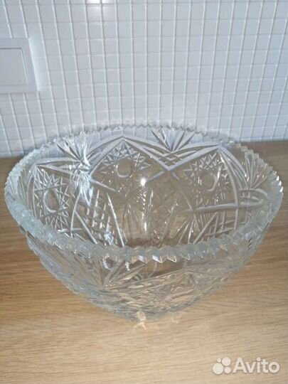 Хрустальная ваза