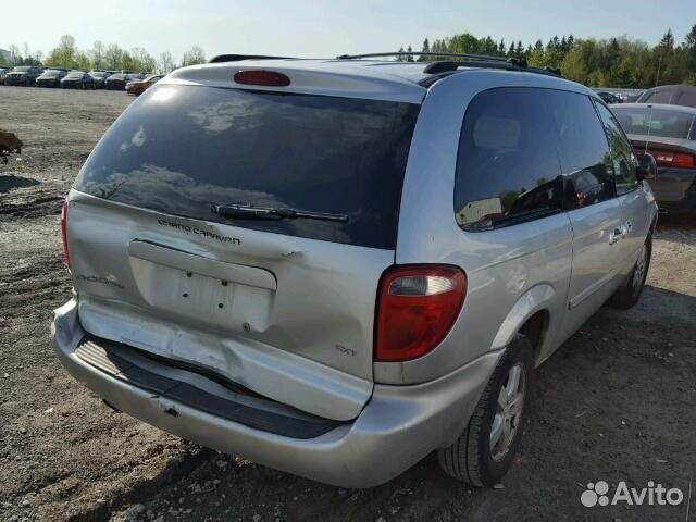 Разбор на запчасти Dodge Caravan 2001-2008