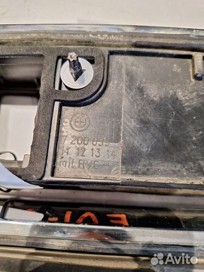 Молдинг крышки багажника бмв 7 2010г