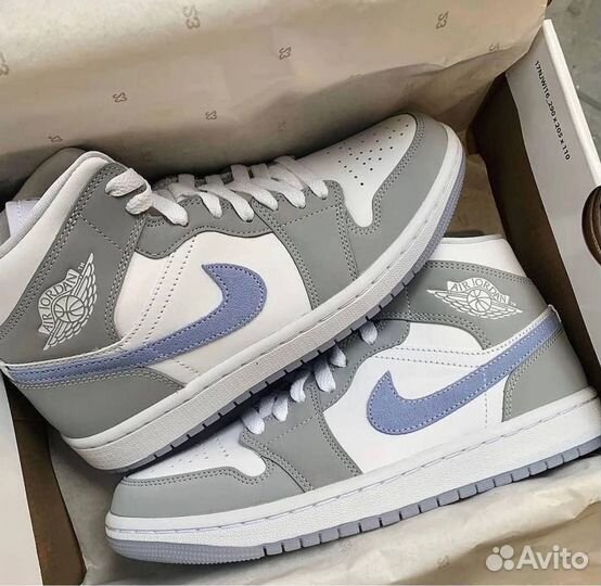 Nike Air Jordan 1 Mid Wolf Grey Aluminum