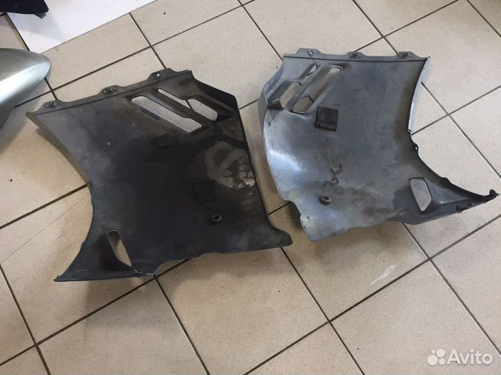 Боковой пластик Suzuki gsx 1100f