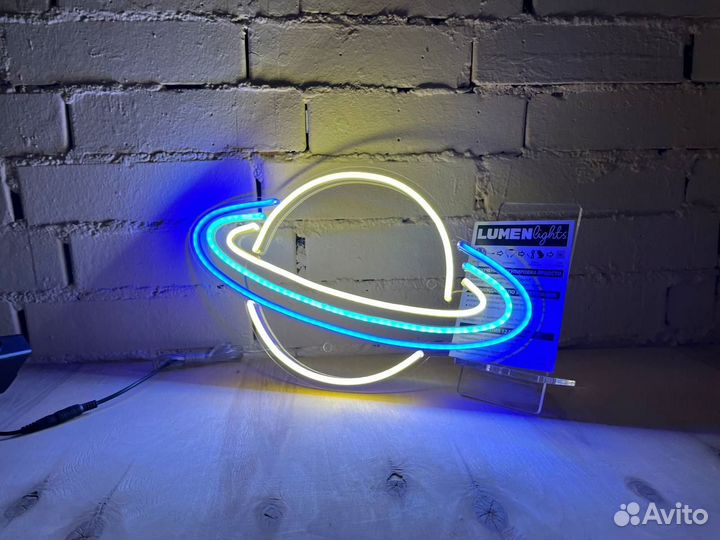 Неоновая вывеска в подарок