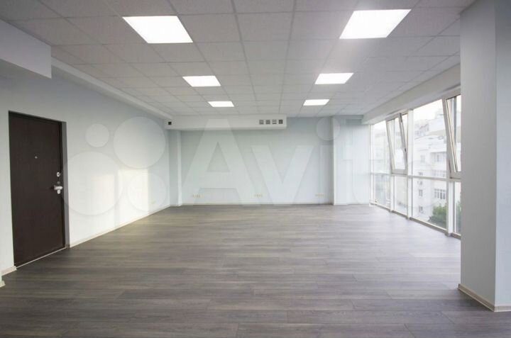 Офис под юа 18 м² (34 ни)