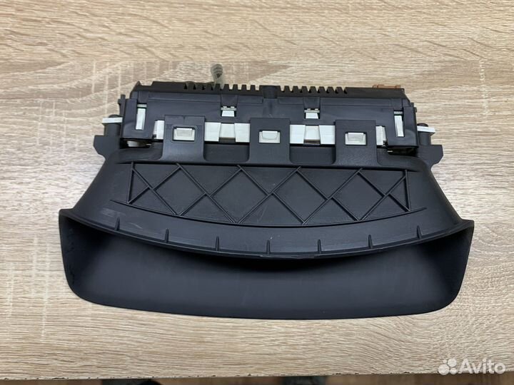 Дисплей информационный Peugeot 308 2007-2015