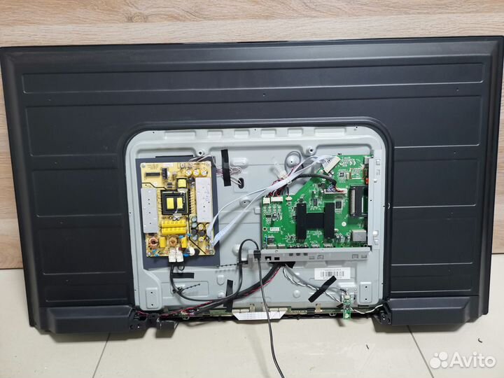 Телевизор Telefunken TF-LED42S39T2S (По запчастям)