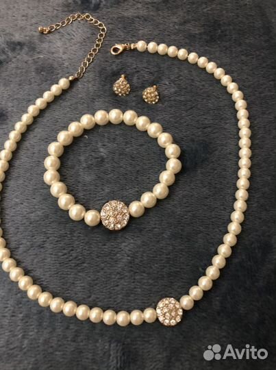 Брошь,кольцо,бусы,браслет,серьги