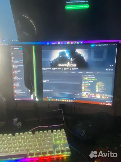 Продам монитор samsung c27r500fhi