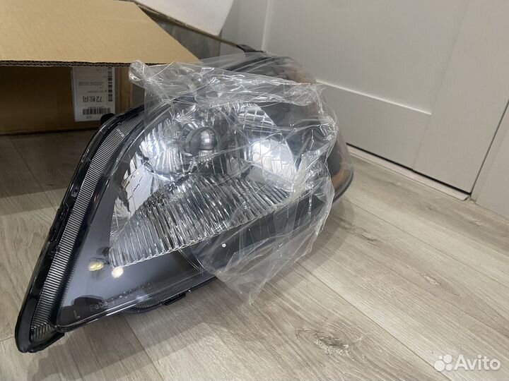 Фары Honda Civic