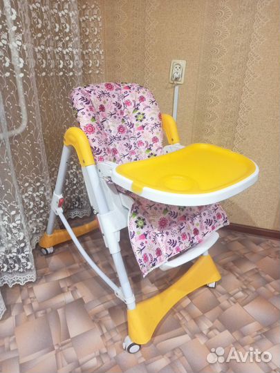 Стульчик для кормления