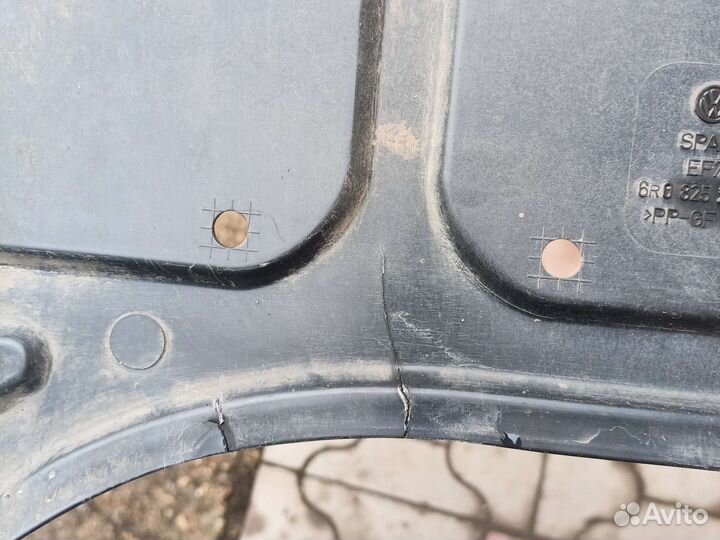 Защита двигателя (пыльник) на Volkswagen polo